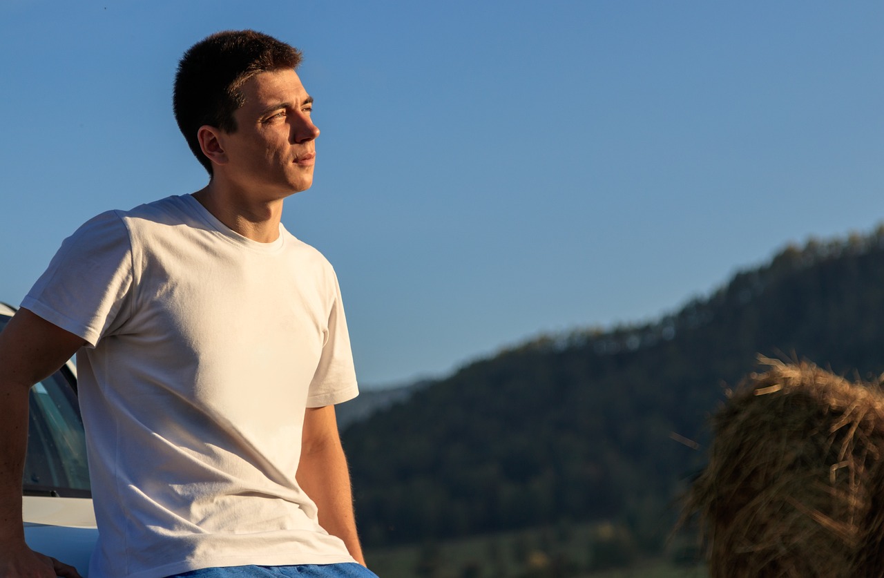 Man in white Tshirt and jeans at Halloween party insists he’s Homer